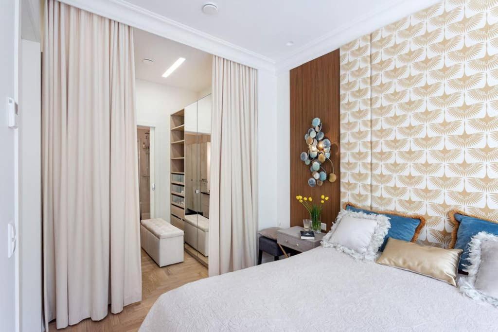 Jogailos Residence Peaceful Old Town Luxury 3 Bdr, 2 Bthr, Free Garage, Top-Speed Wifi VNO Exteriör bild