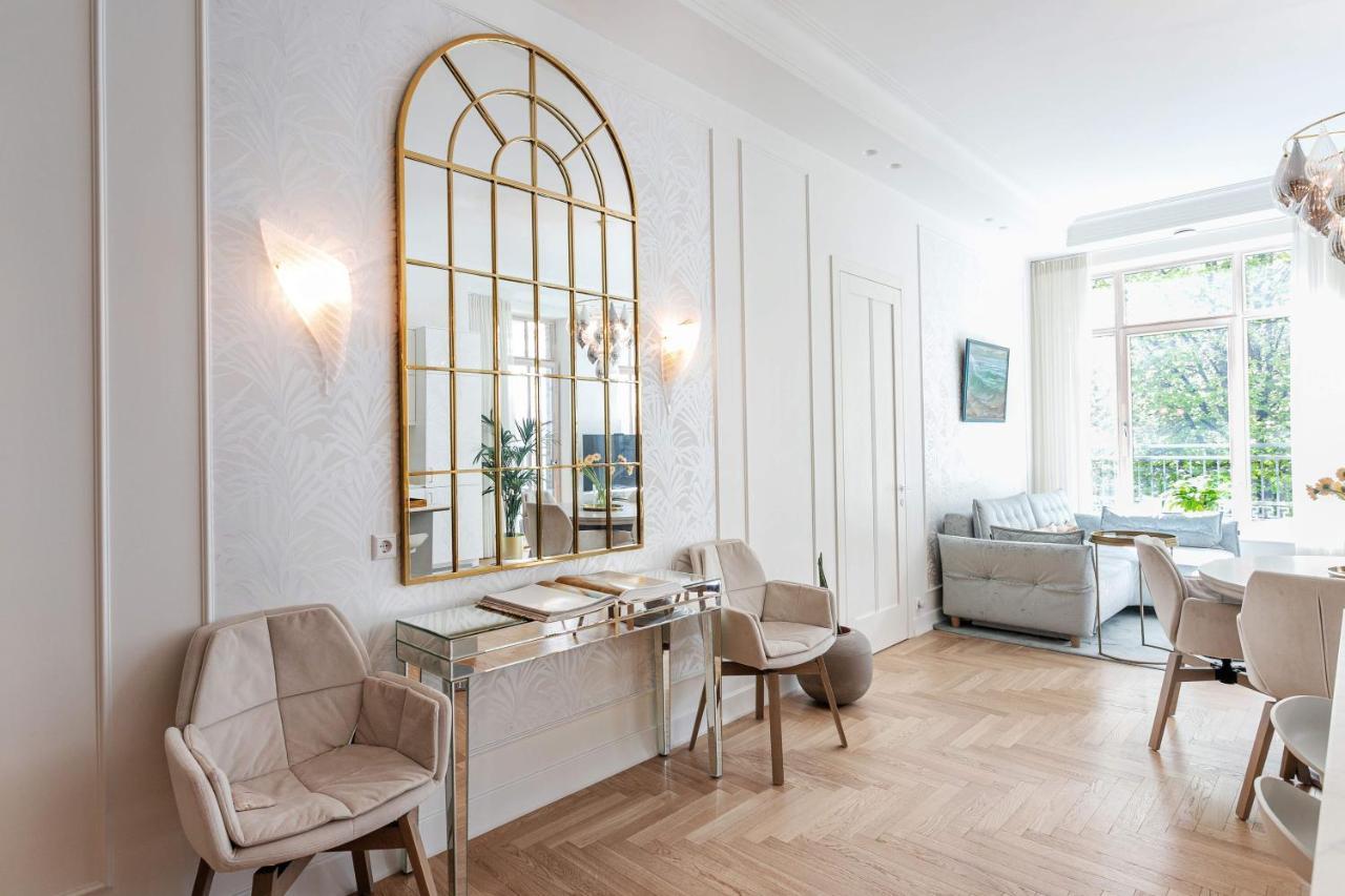 Jogailos Residence Peaceful Old Town Luxury 3 Bdr, 2 Bthr, Free Garage, Top-Speed Wifi VNO Exteriör bild